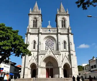 Explorando a Catedral do Sagrado Coração de Jesus em Petrolina: Um Patrimônio Religioso Explorando a Catedral do Sagrado Coração de Jesus em Petrolina: Um Patrimônio Religioso