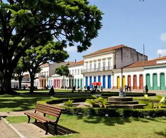 Praça Dom Malan: O Coração da Cultura em Petrolina – PE Praça Dom Malan: O Coração da Cultura em Petrolina - PE